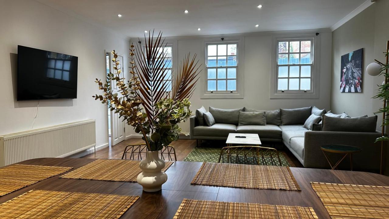 Aldo'S 2 Bedroom Townhouse London N1 Exterior photo